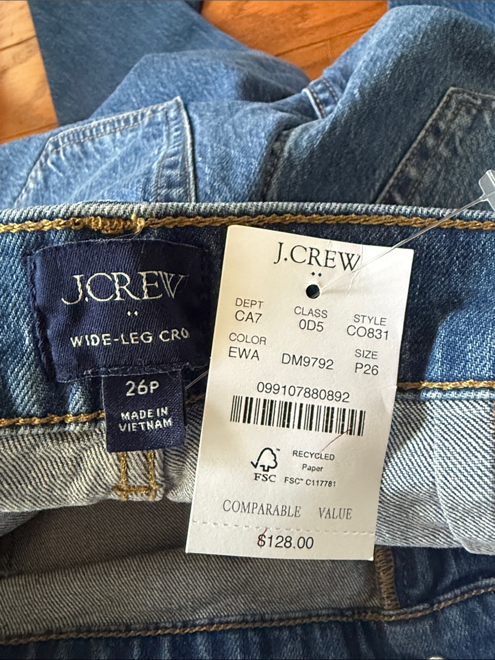 NWT J. Crew Wide-leg cropped patch-pocket jean in all-day stretch - Picture 9 of 12